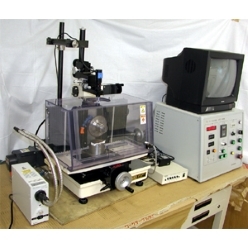 理学・工学研究用IT材料精密切断機 ミクロンマイスター
