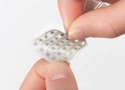 圧電型フレキシブルセンサ