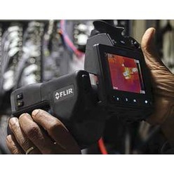 赤外線サーモグラフィカメラ FLIR T1040