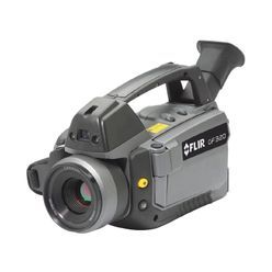 赤外線サーモグラフィカメラ FLIR GF320