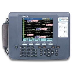 電池駆動ポータブル通信アナライザ LE-8200A