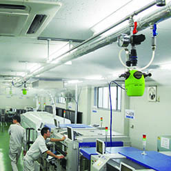 基板実装工場・クリーンルームの乾燥対策向けドライフォグ加湿システム AirAKI