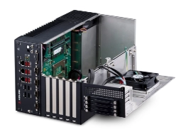 第15世代CPU搭載 産業用組込みPC ADLINK DLAP-8100シリーズ